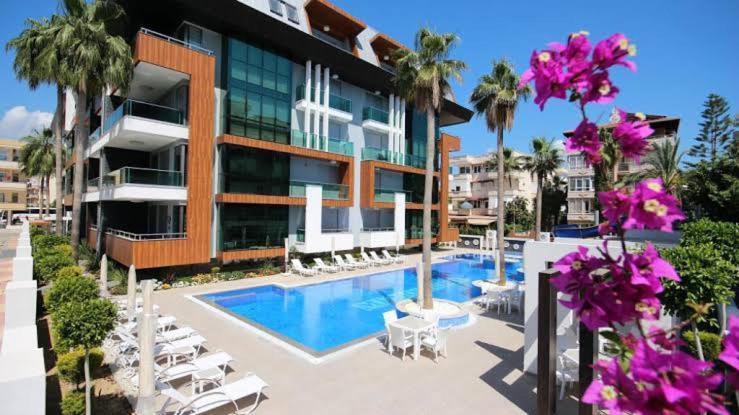 Luxury Flat 2 Mins From Beach Alanya Exterior photo